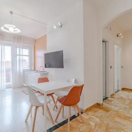 Apartman Guesthost - Cozy Flat Near Bengasi Metro Station