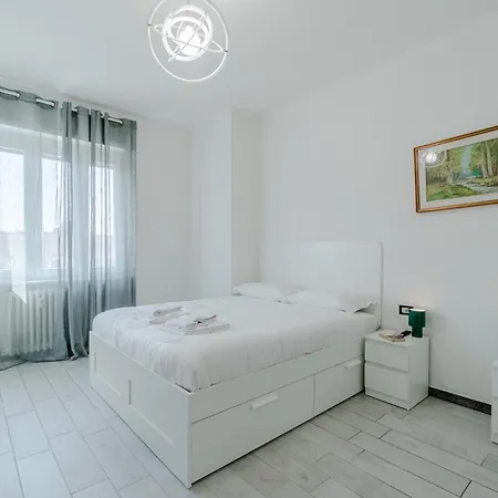Guesthost - Cozy Flat Near Bengasi Metro Station * تورينو