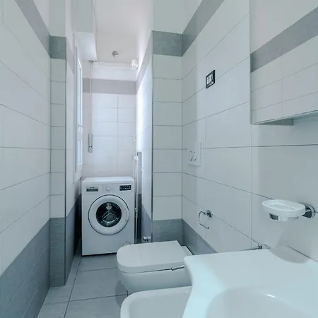 Guesthost - Cozy Flat Near Bengasi Metro Station شقة