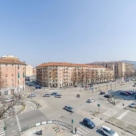 Guesthost - Cozy Flat Near Bengasi Metro Station Apartman